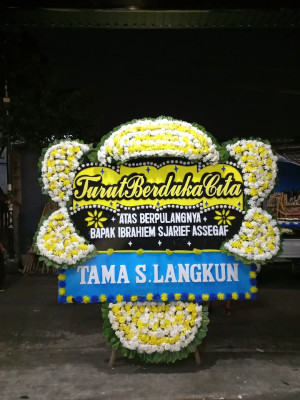 Papan Bunga Duka di Ngusikan