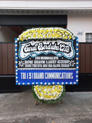 Papan Bunga Duka di Ngusikan